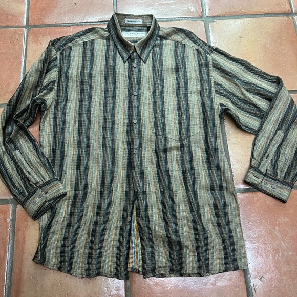 JHane Barnes Shirt - Picture 2 of 8